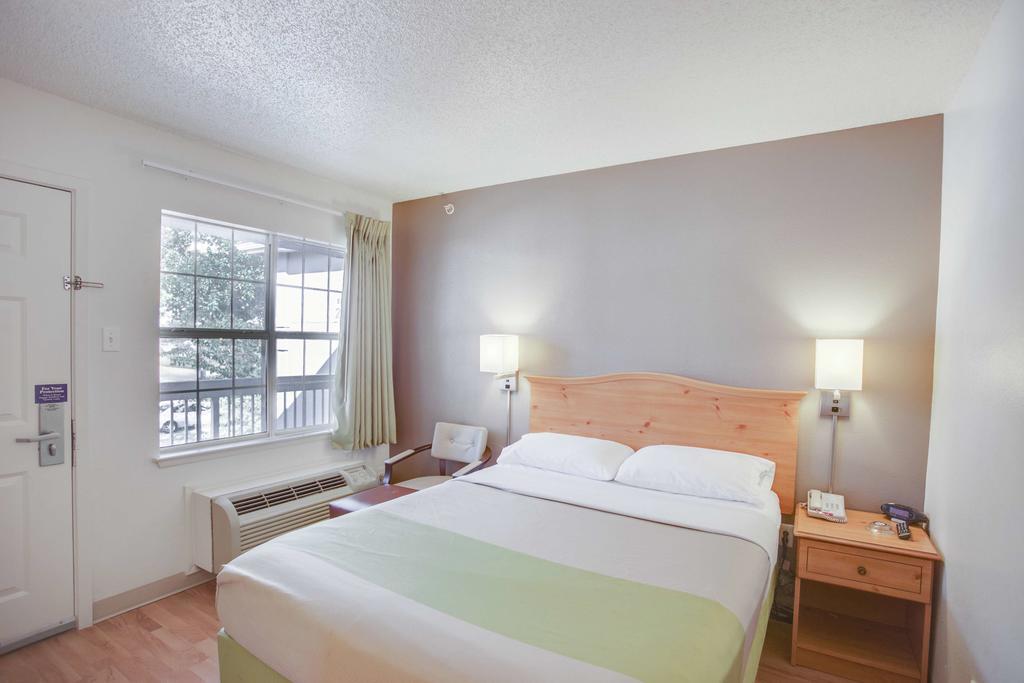 Studio 6-Houston, Tx - Northwest Hwy 290 ภายนอก รูปภาพ